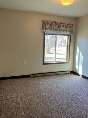 Agassiz Apartments Bedroom